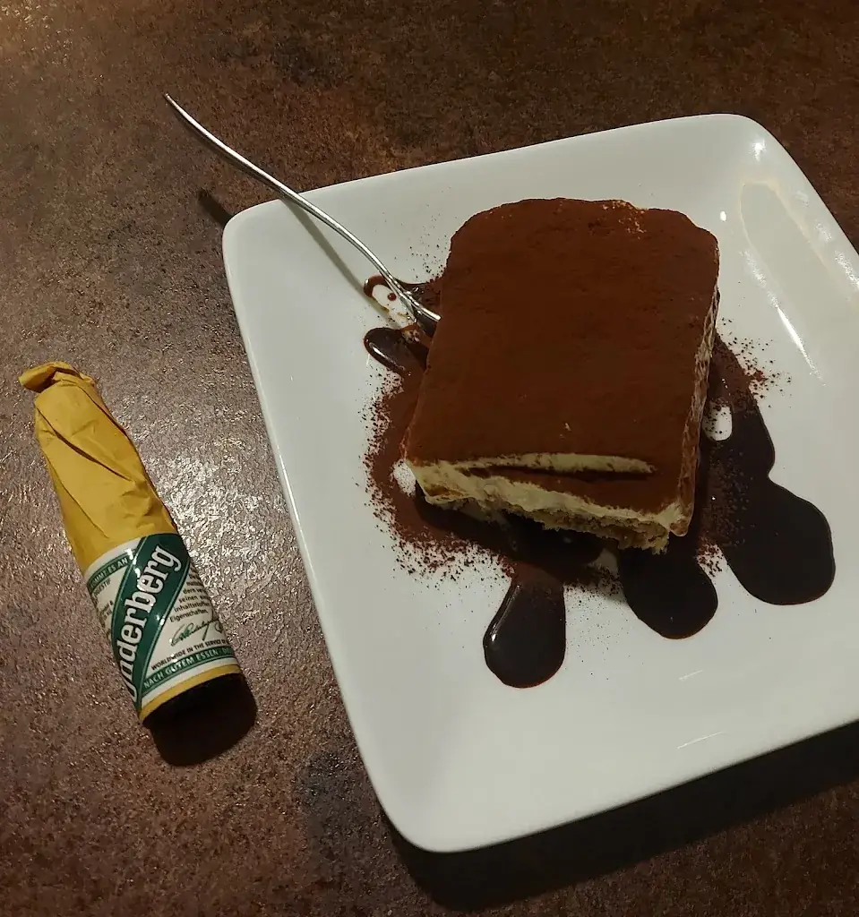 Hendrik Völker_Pizzeria da Luigi_Lengenfeld_review