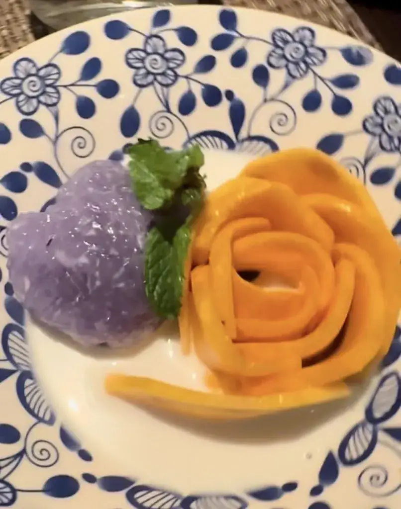 Team Luvsyah_Baiyor Thai Restaurante | ร้านใบยอ_Jabing_review