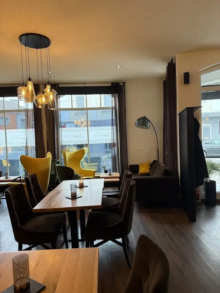 Laura Bichler_Lesa_Loosdorf_recensione