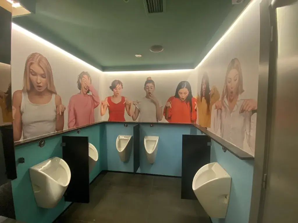 Ryan Roberts_Bunji - The Place_Jabing_review