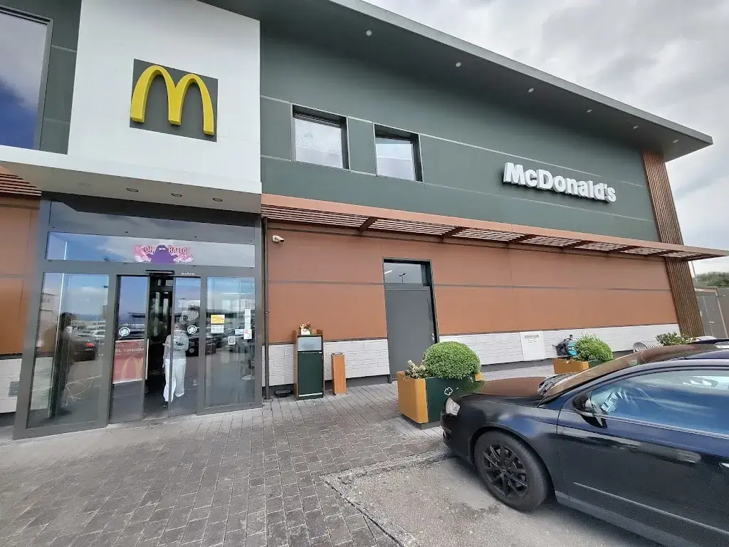 McDonald's_Loosdorf_slider_image_3