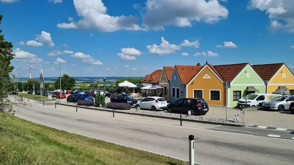 Olly Gronau_Buschenschank Humer_Maissau_review