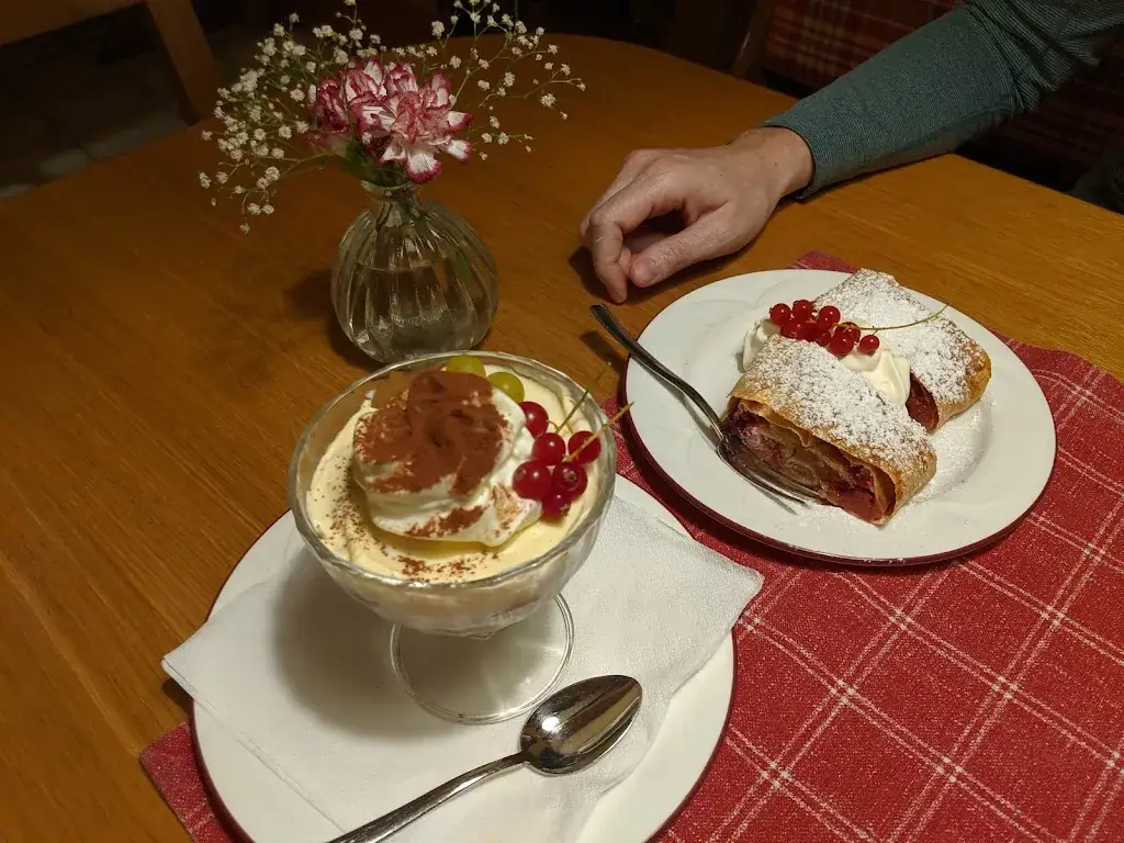 Shaun Little_Landgasthof zur schönen Wienerin_Marbach an der Donau_review