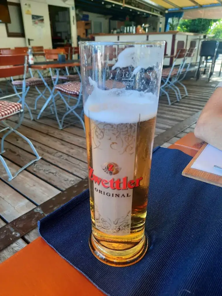 Yoni R_Zur Alten Fähre_Marbach an der Donau_review