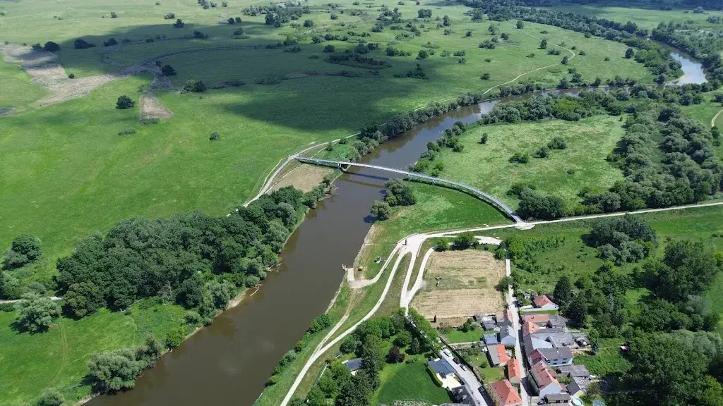 Pavel Paška_Schlosstaverne_Marchegg_review