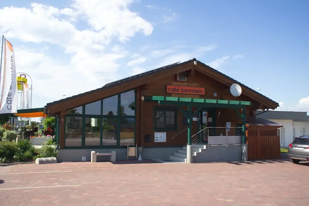 café bernstein & gästehaus, H. Fritz_Marchegg_slider_image_1