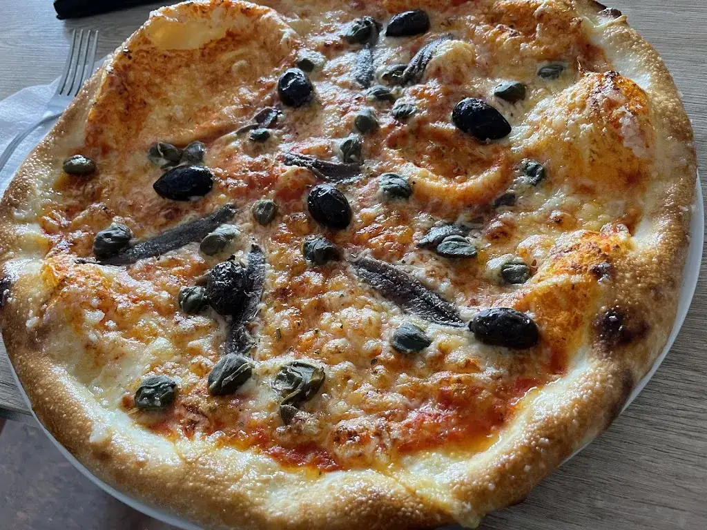 JUDr. Mgr. Peter Bednár_Pizzeria Deniz_Marchegg_recensione