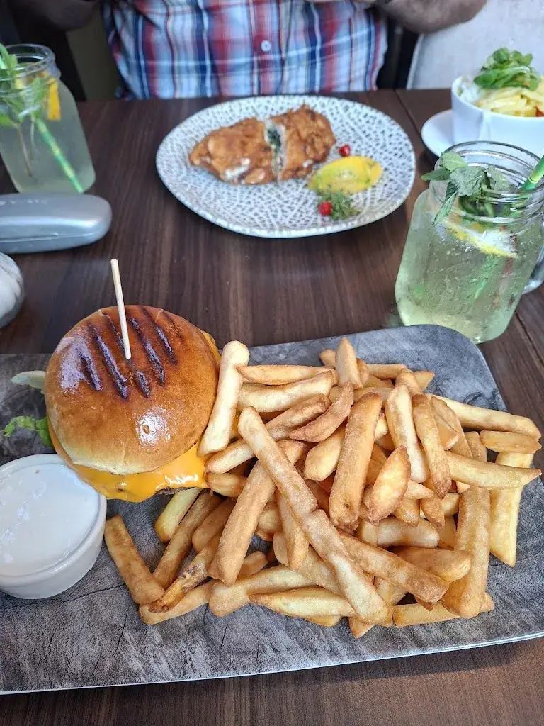 Gabi S_Café Konditorei Winter Filiale Mannersdorf_Mannersdorf am Leithagebirge_recensione