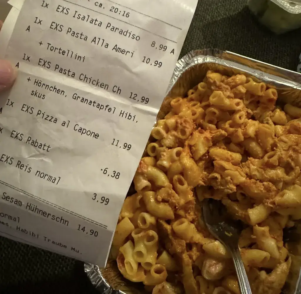 Marie Lunchinger_Felfel Mannersdorf_Mannersdorf am Leithagebirge_review