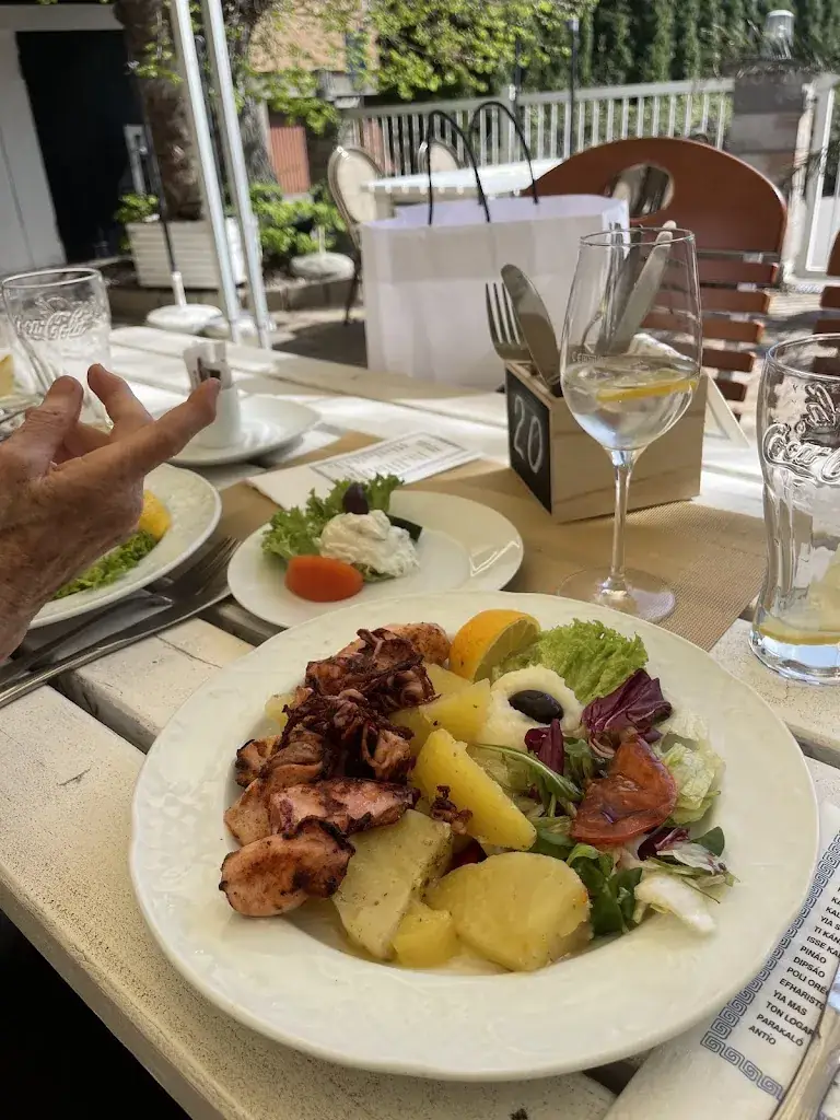 Der GRIECHE im goldenen löwen_Maria-Anzbach_slider_image_2