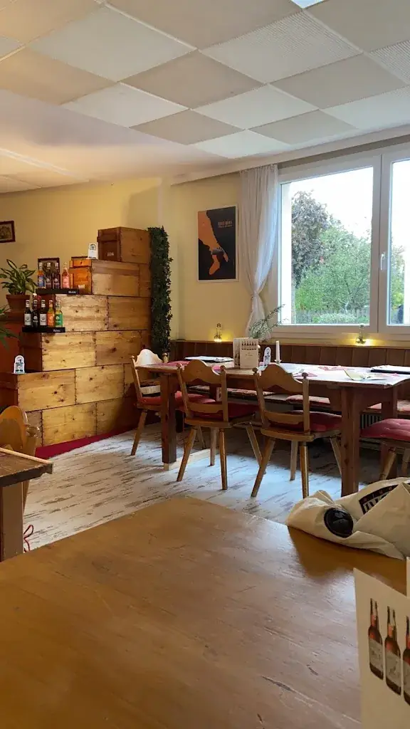 Marino Borracci_Trattoria Brachetti_Maria-Anzbach_avis