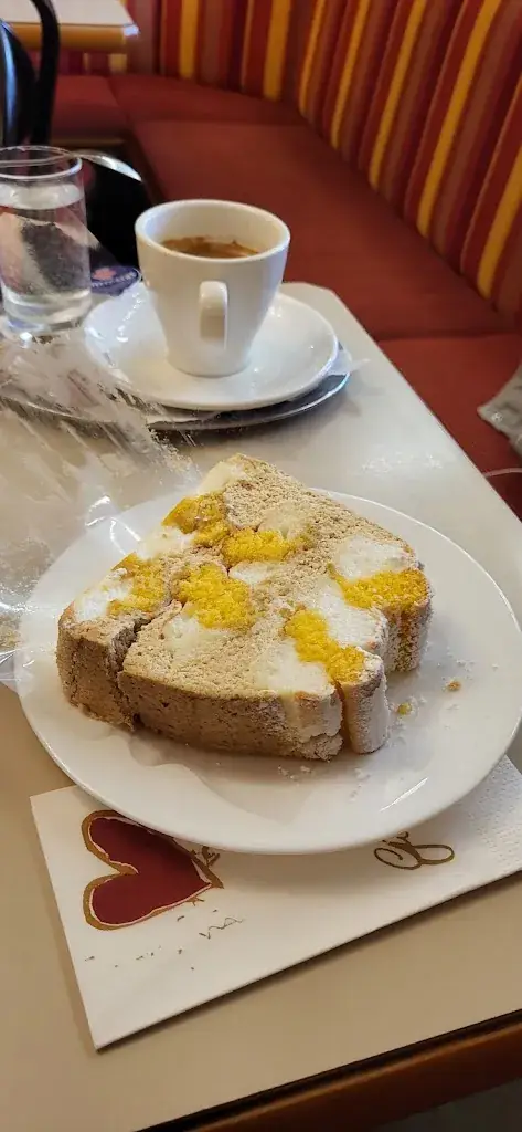 Tanja Ranetbauer_Cafe Maria-Theresia Braun Maria Taferl_Maria Taferl_recensione