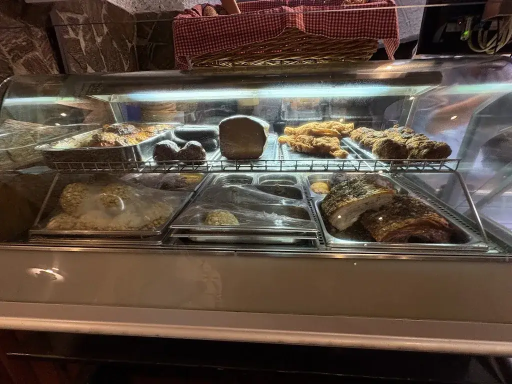 Anne Ngu_Frank Rudolf Kellerschenke_Mannswörth_recensione