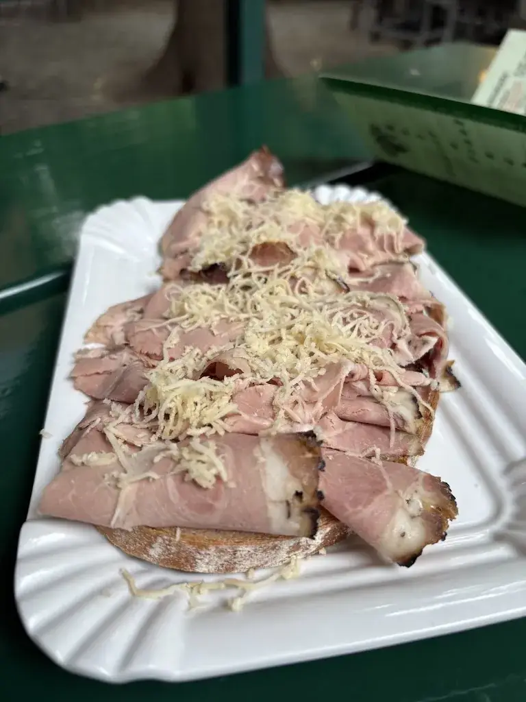 Frank Rudolf Kellerschenke_Mannswörth_slider_image_3