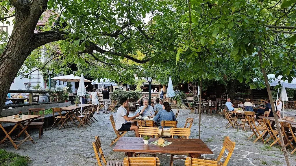 Waldschenke Staar restaurant in Mauerbach