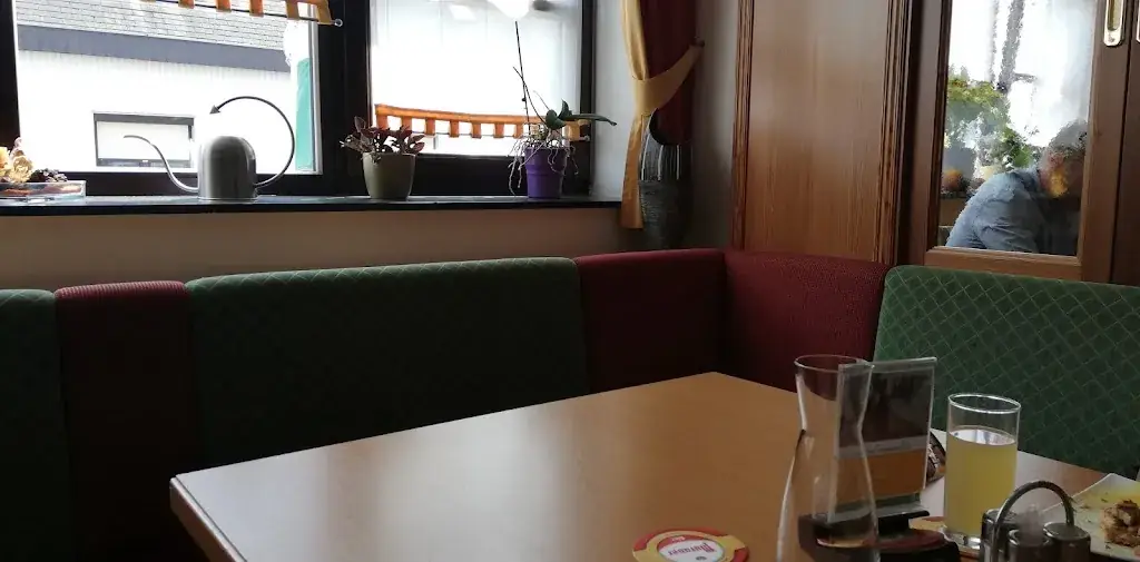 verena supduck_Wirtshaus zum Roznyak_Kaisersdorf_review