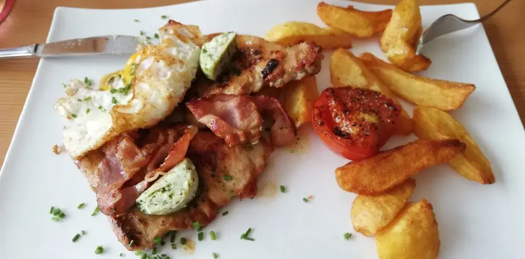 Wirtshaus zum Roznyak ristorante a Kaisersdorf