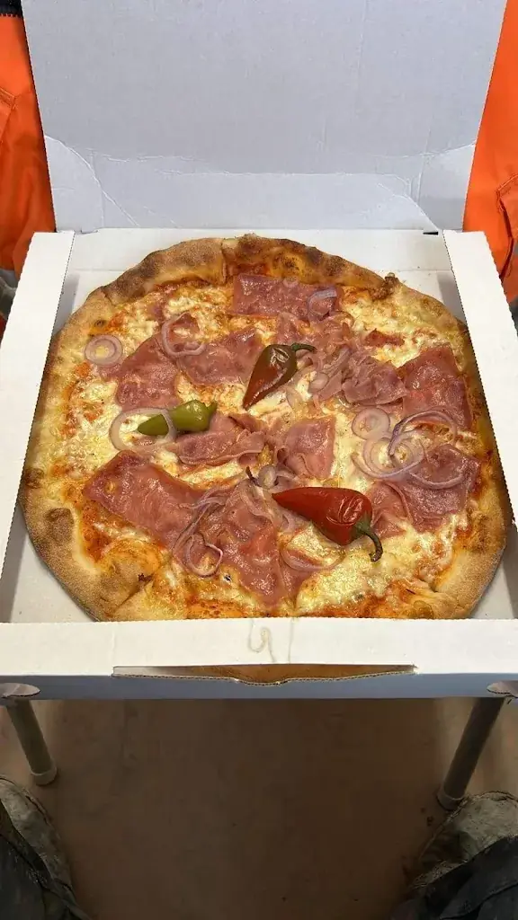 Kebapworld Pizza Piesting_Markt Piesting_slider_image_3