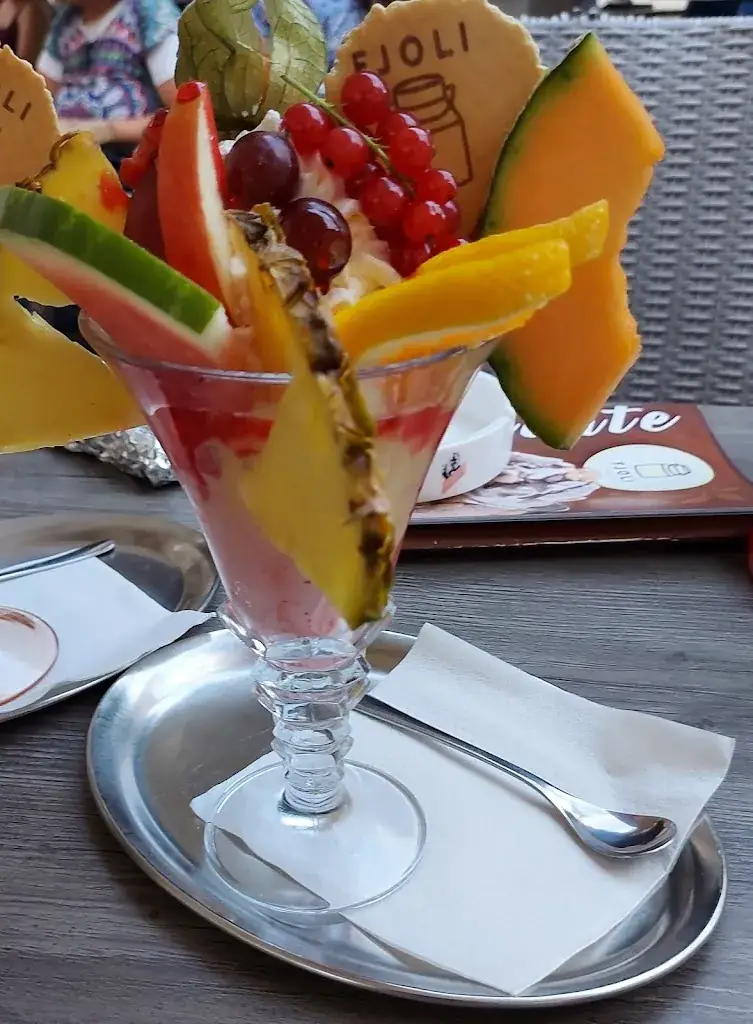 Menu_Eissalon Fjoli_Markt Piesting_image_3