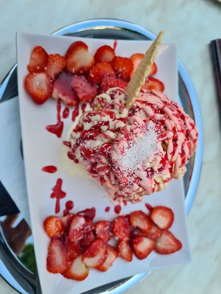 Menu_Eissalon Fjoli_Markt Piesting_image_8