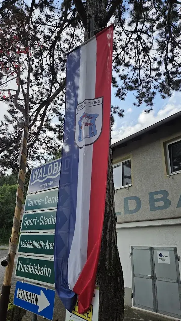 Rainer M_Waldbad der Gemeinde Markt Piesting_Markt Piesting_review