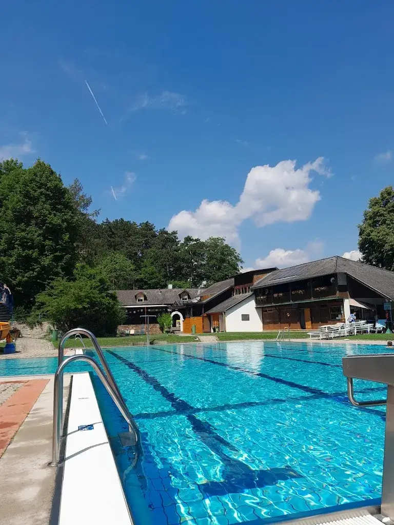 Birgit “Pippi W.”_Waldbad der Gemeinde Markt Piesting_Markt Piesting_review