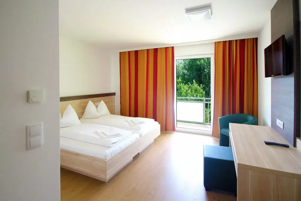 Dorfgasthof Berlakovich_Kaisersdorf_slider_image_2