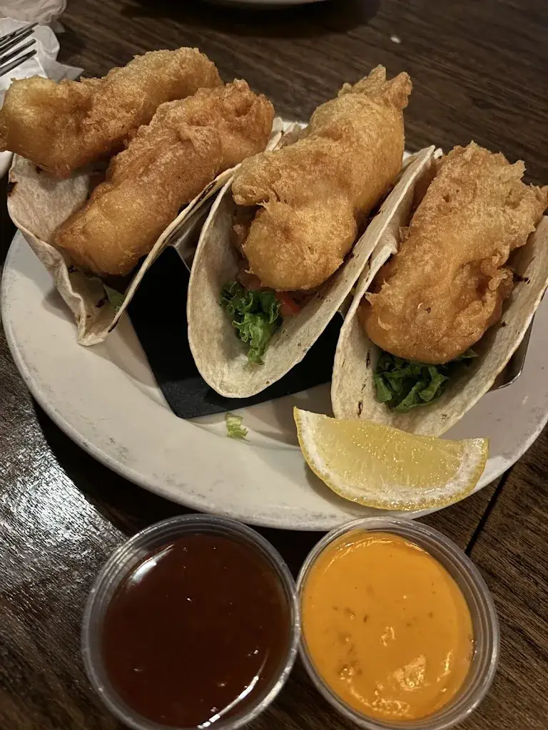 Maury Hardy_Kitzie's | Restaurant & Lounge_Martinsberg_review