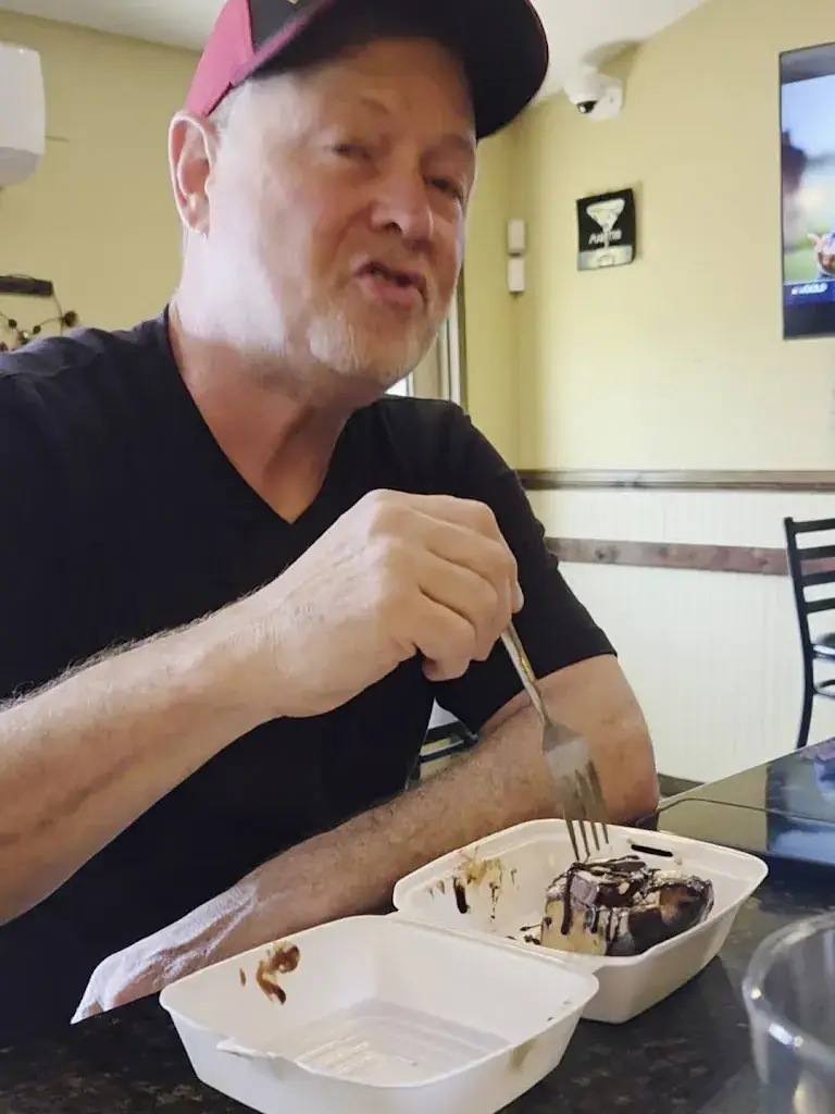 Kitzie's | Restaurant & Lounge_Martinsberg_slider_image_2