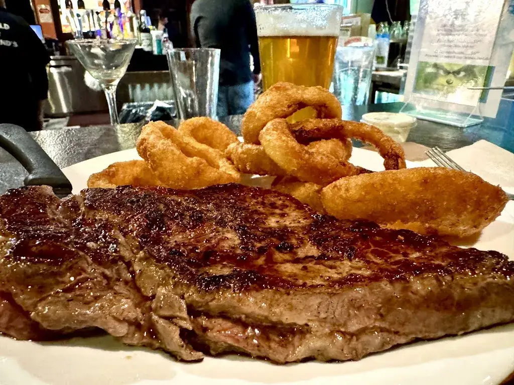 The Copper Still Pub & Grill_Martinsberg_slider_image_2