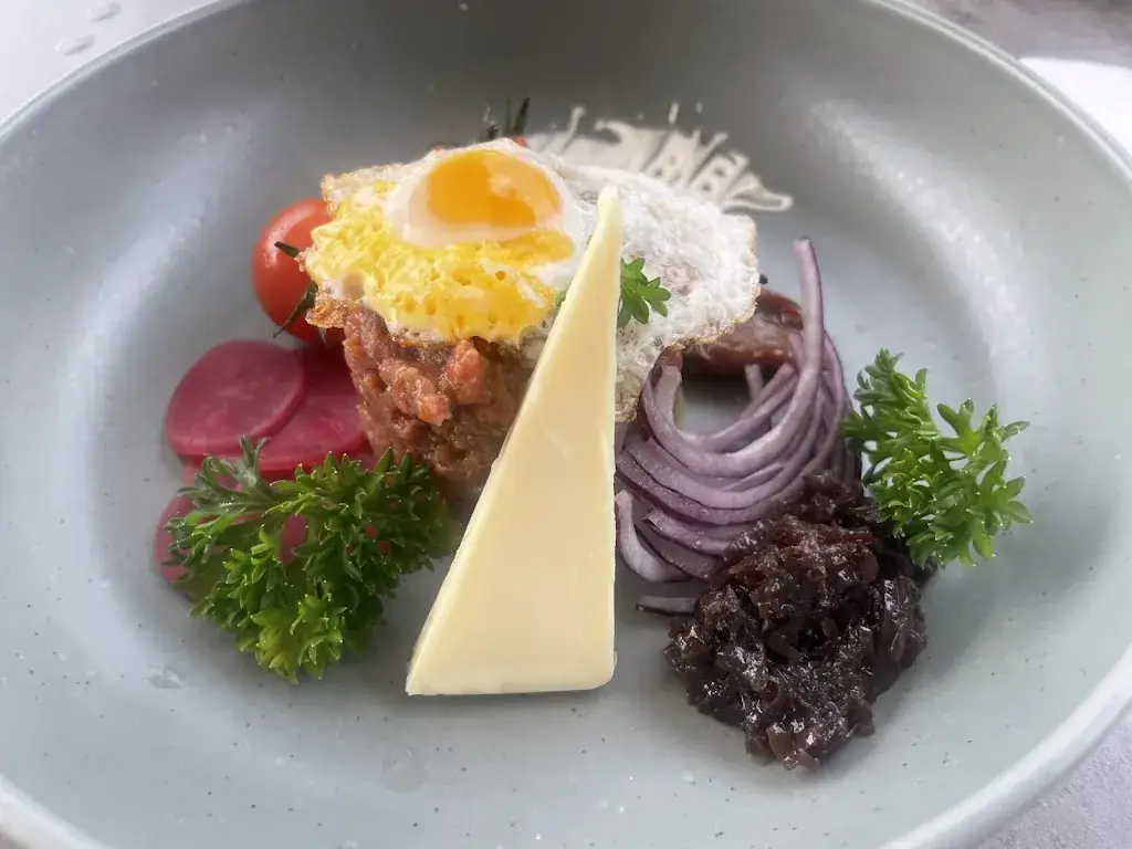 M K_RÖDL. am Hafen_Muckendorf an der Donau_review