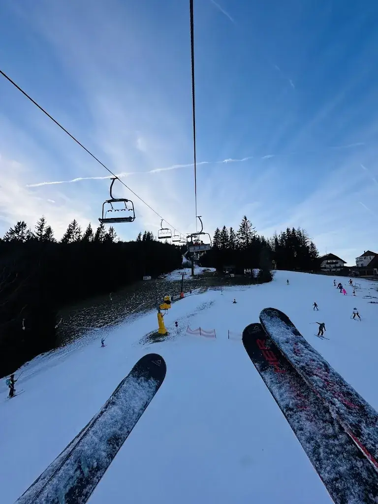 Juan Felipe Murcia Guerrero_Schischaukel Mönichkirchen-Mariensee GmbH_Mönichkirchen_avis