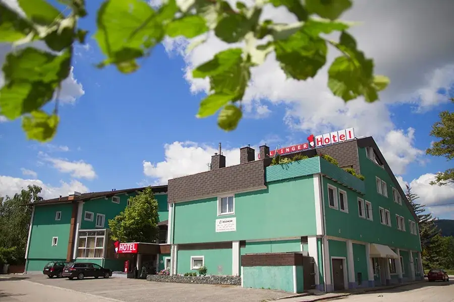 Gastwirtschaft & Hotel Holzinger restaurant à Möllersdorf