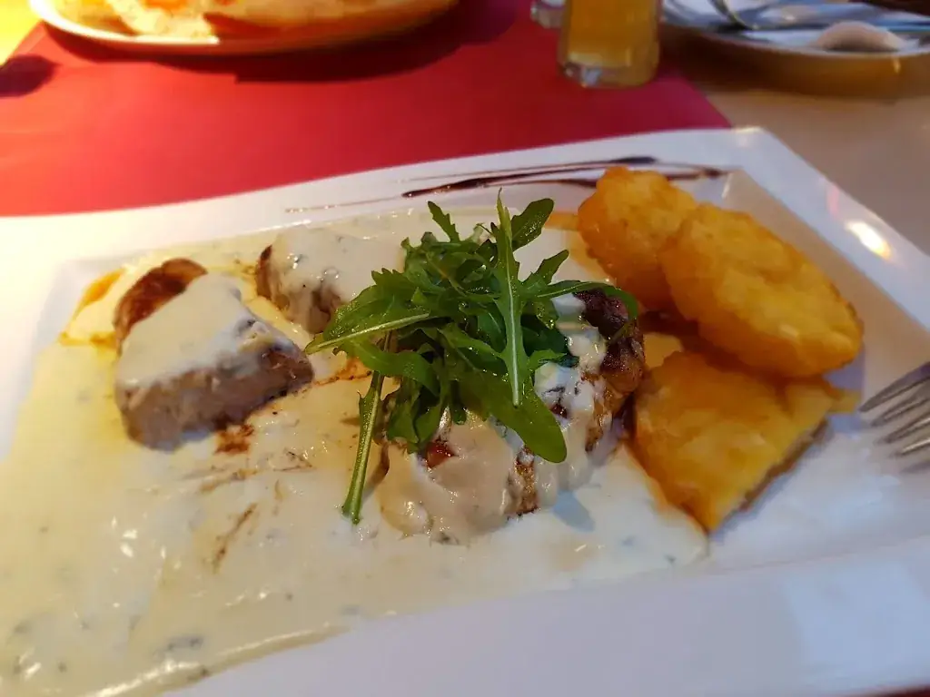 Toiu Lucian_Ristorante Pierino_Möllersdorf_recensione
