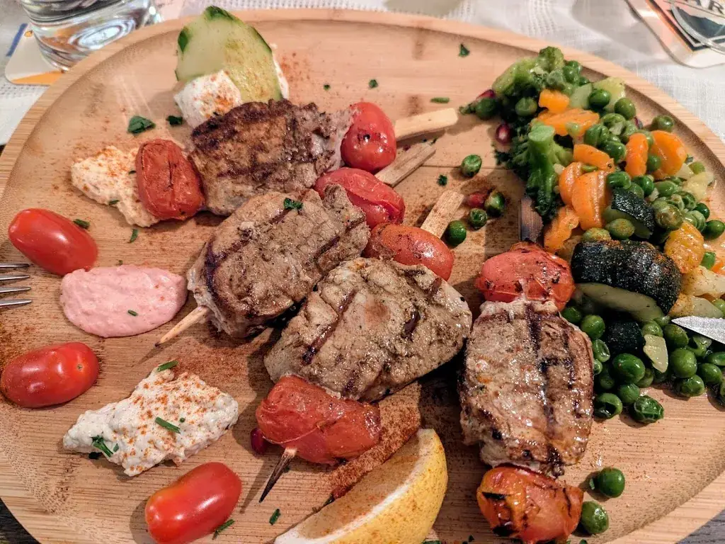 Metaxa Greek Restaurant_Miesenbach_slider_image_3