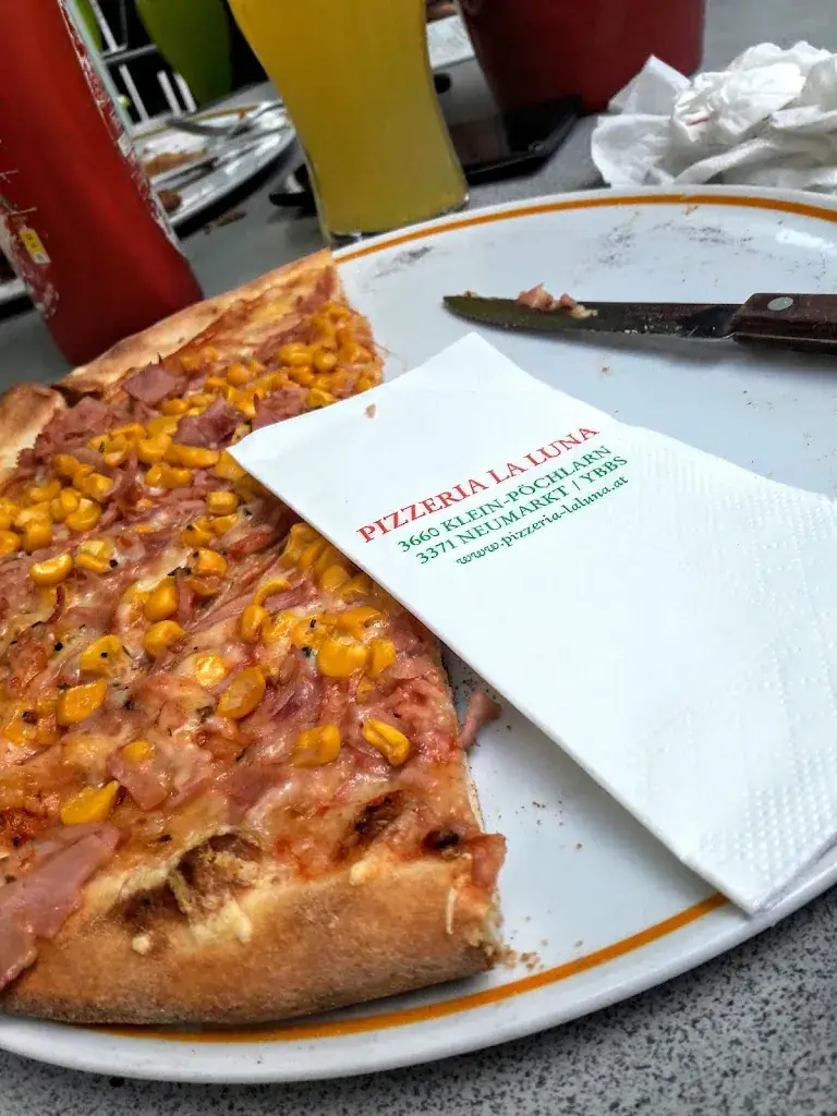 Pizzeria La Luna_Neumarkt an der Ybbs_slider_image_3