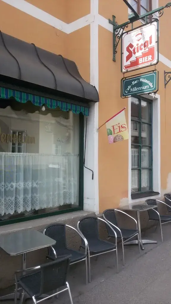 Cafe Millennium_Neulengbach_slider_image_1