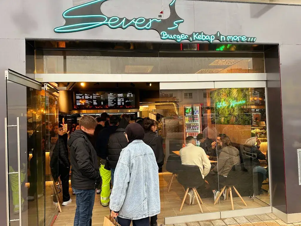 Sever´s Burger, Kebap n' more restaurant in Mistelbach