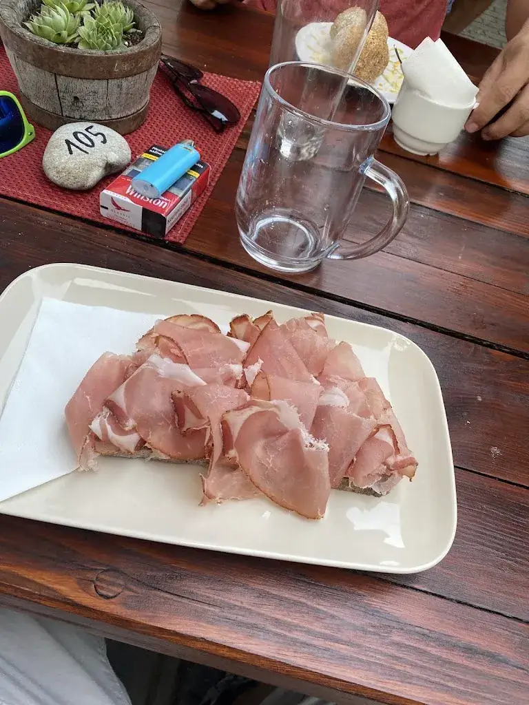 Marcel_Weingut und Heurigen Seltenhammer_Mistelbach_Bewertung