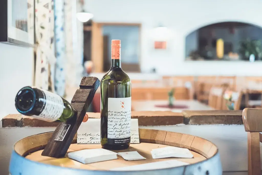 Weingut und Heurigen Seltenhammer_Mistelbach_slider_image_3