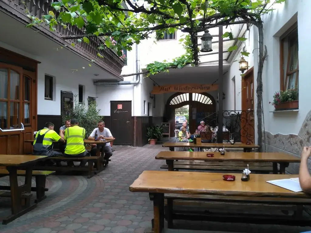 Heurigenrestaurant Wittmann ristorante a Bad Sauerbrunn