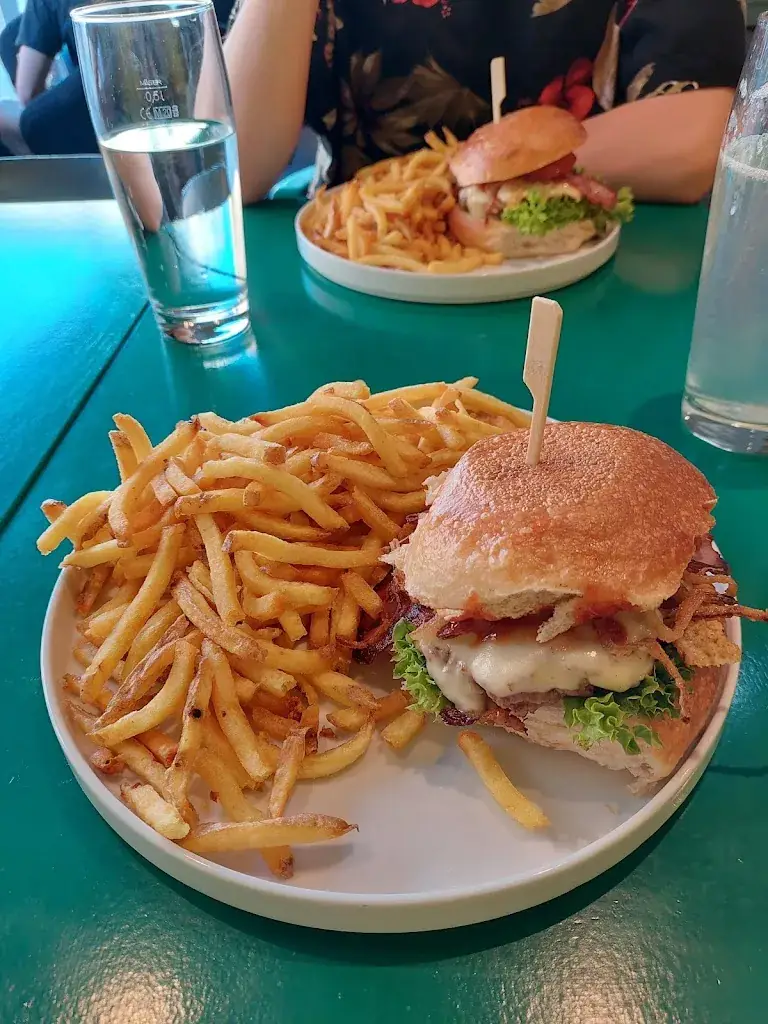 Manuel_Neusiedler_Neusiedl_review