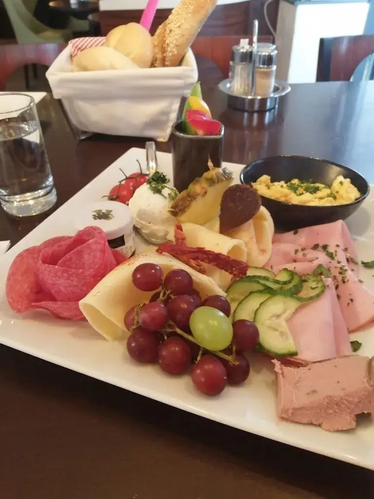 Menu_Cafe Cappuccino_Oberndorf in der Ebene_image_1