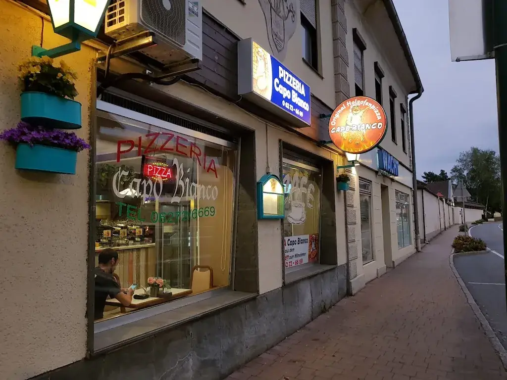 Capo Bianco restaurant à Oberndorf in der Ebene