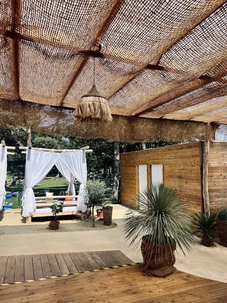 Anastasiya Shaurova_Wolke7 Oberwaltersdorf - Beach Club | Restaurant | Lounge_Oberwaltersdorf_review