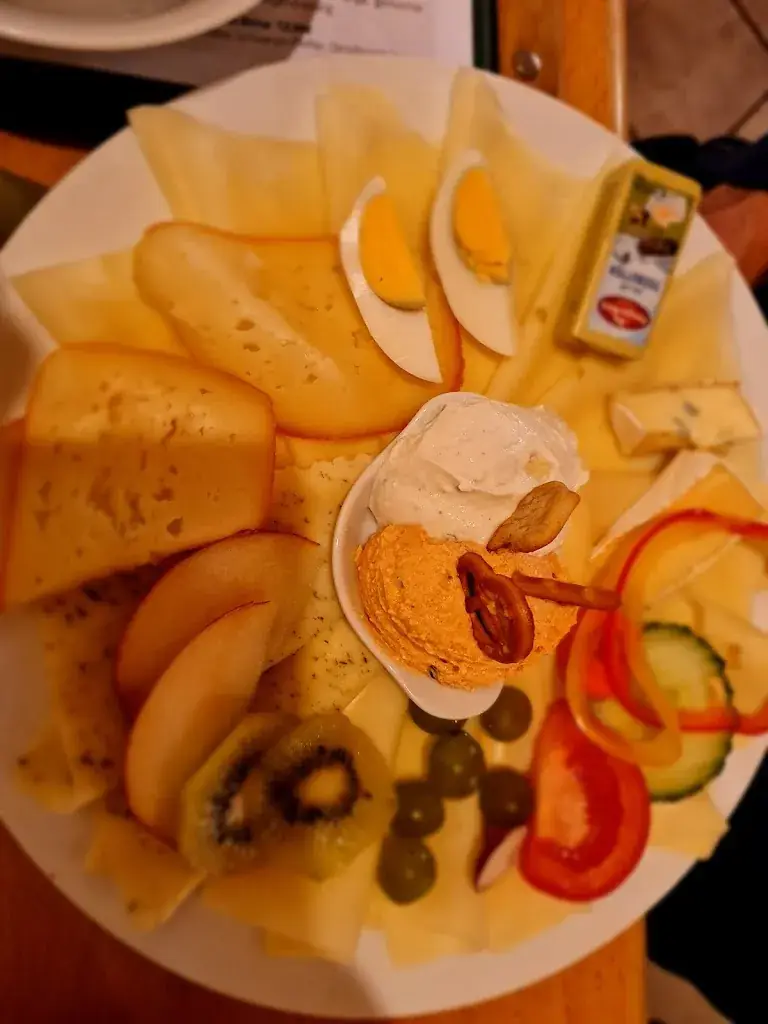 Moni Schwinghammer_Winzerhof Erber_Oberwölbling_review