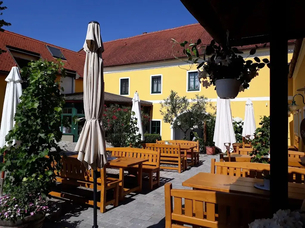 Winzerhof Familie Rudolf Müllner_Oberwölbling_slider_image_2