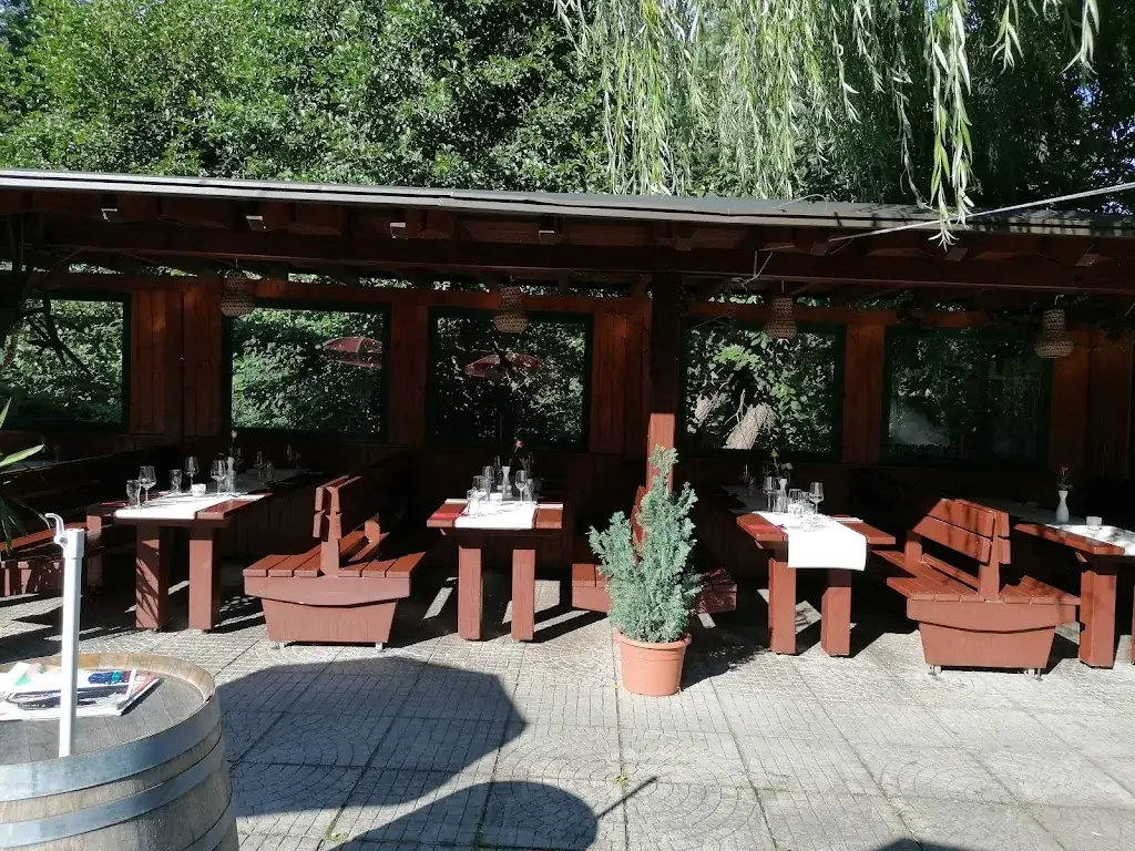 Karin`s Gaststube restaurant à Oberwölbling