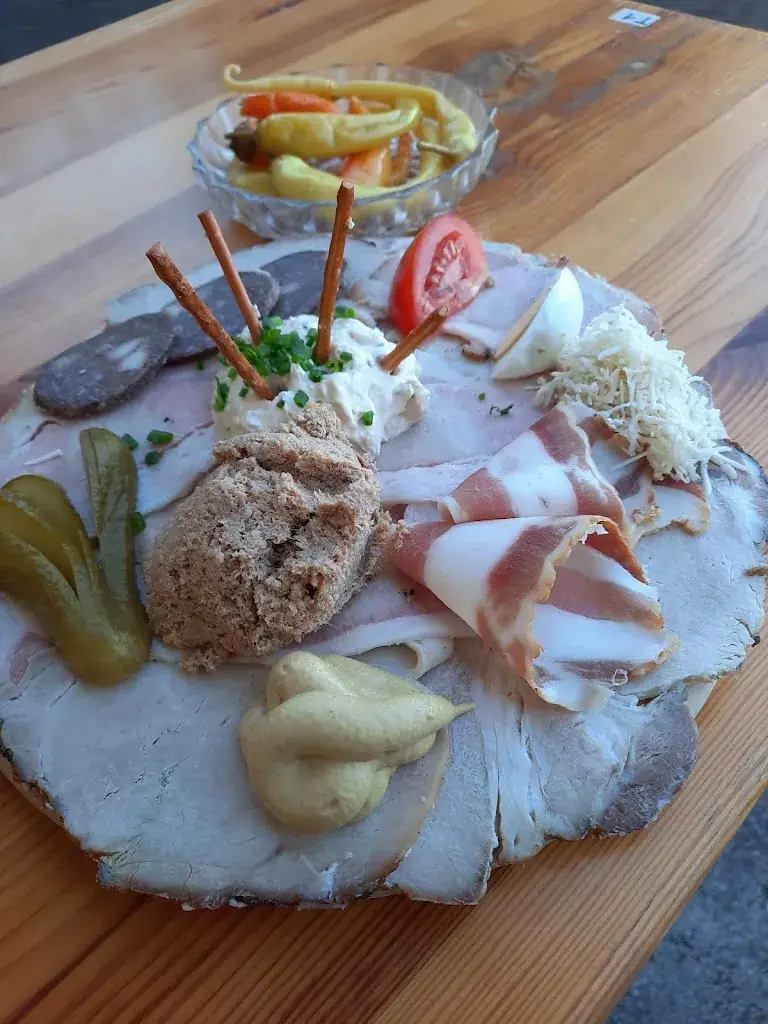 Heurigen Fam. Sagl_Oberwölbling_slider_image_1