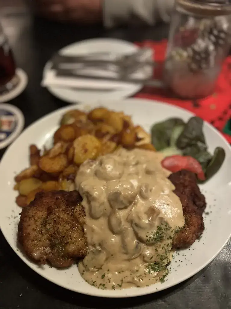 Ilze Sifere_Hexenhäuschen_Oeynhausen_review